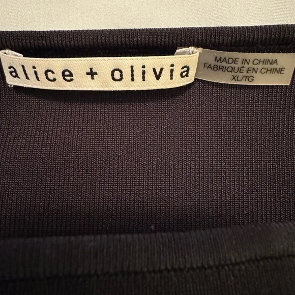 Alice and Olivia Black Lace Sleeve Women's Top. - Picture 6 of 7